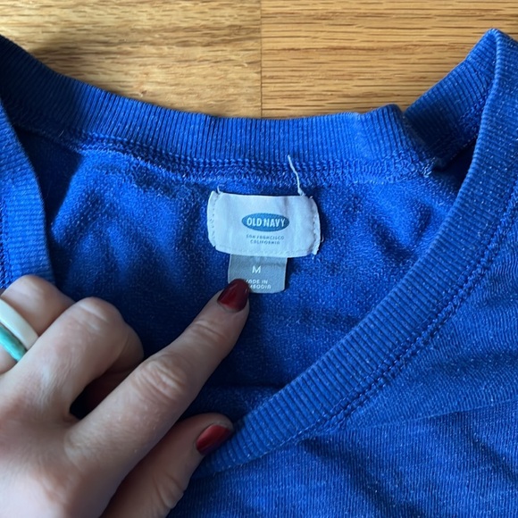 Ladies top - Picture 2 of 2